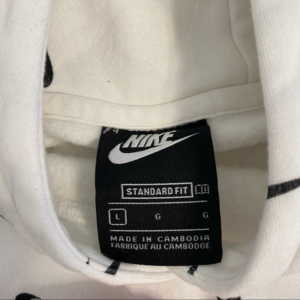 NIKE Swoosh Sweatshirt - Picture 4 of 4